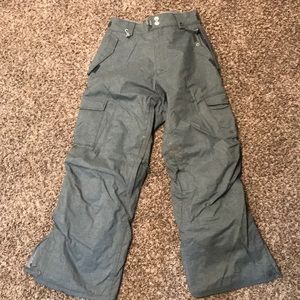 Snowboarding pants
